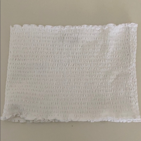 BRAND NEW hollister tube top - Picture 2 of 4